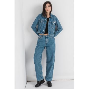 Jacheta crop din denim